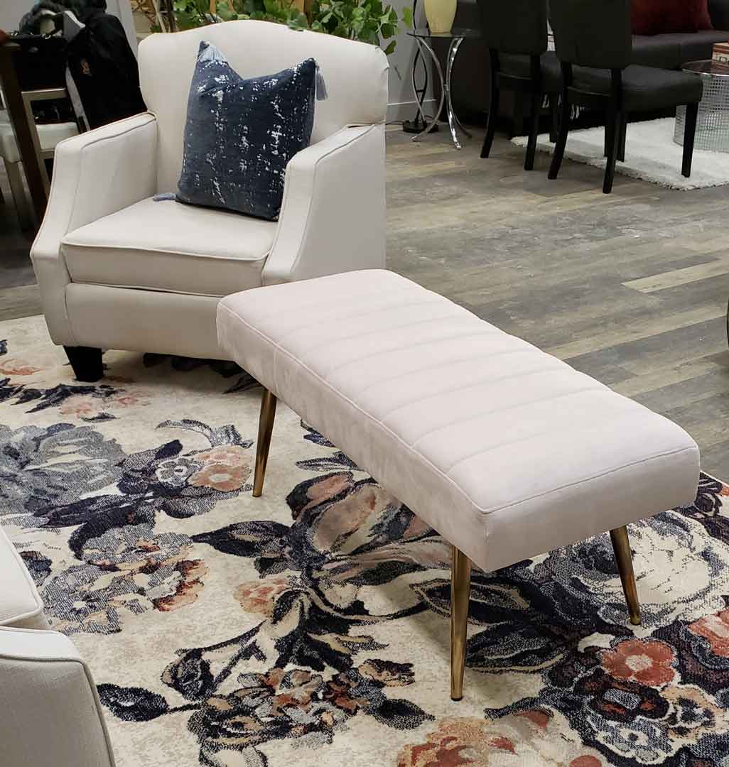 Amberwood – Bench | Get ReFurnished